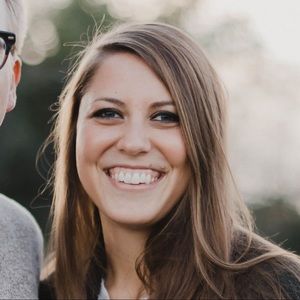 Meet your Posher, Emiliee